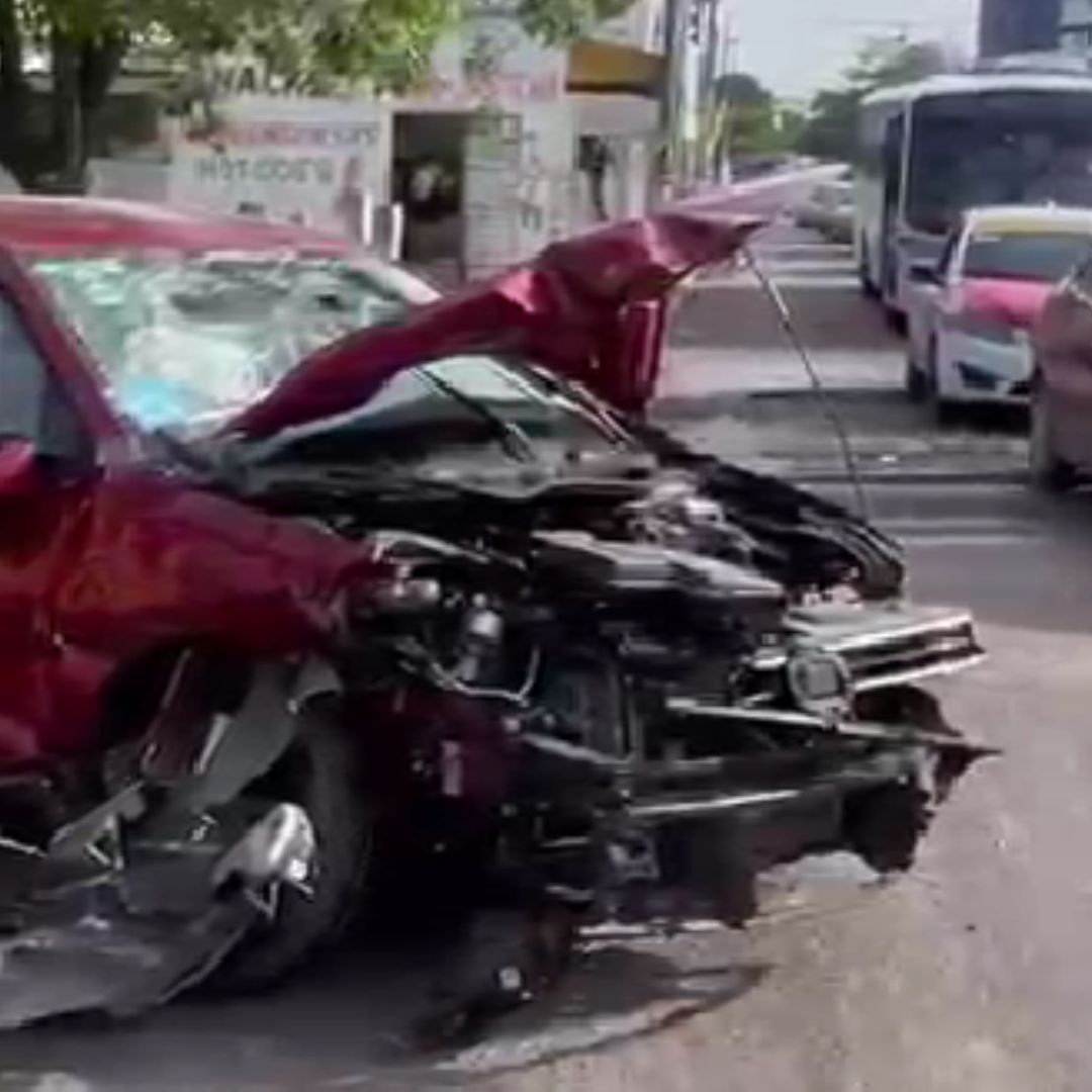 Automóvil es Impactado por el Tren en Tejería, Veracruz; Hubo Afectación Vial